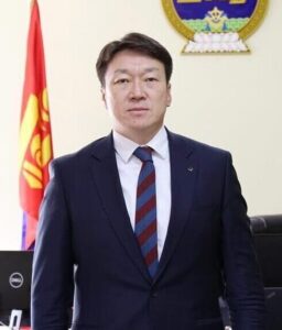 С.Жавхланбаатар